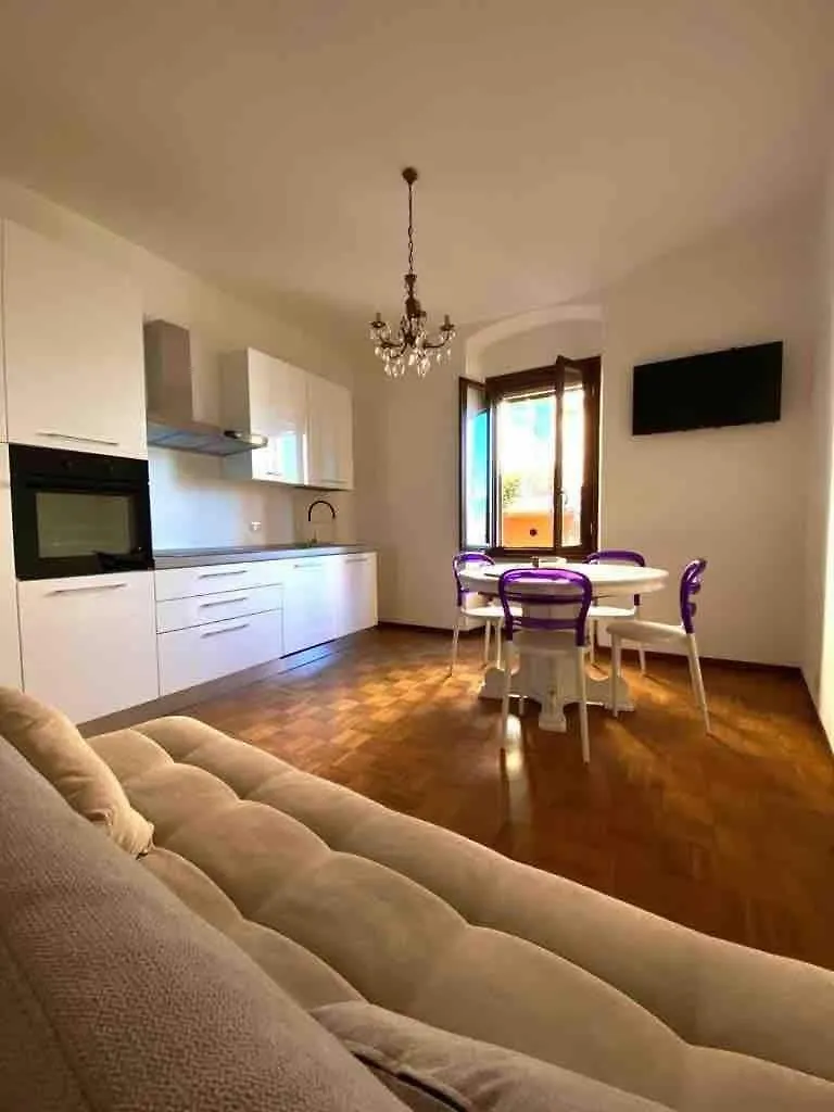 Appartamento A Cecina Sul Lago Di Garda